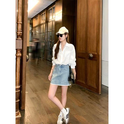 <曾小咸推荐>现货秒杀！最后一波 ！！韩系浅色牛仔拼蕾丝半身短裙 日常189.99 立减110 秒杀79.99！ 商品图4