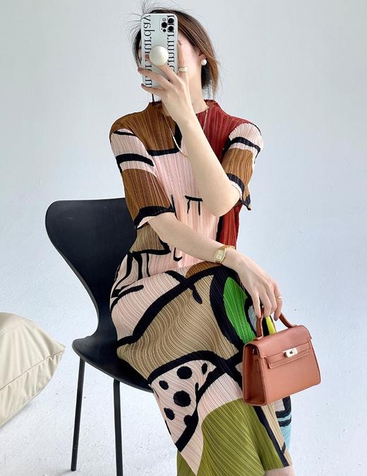 解救炎夏南韩丝天丝亚麻丝三宅抽象图案连衣裙 商品图8