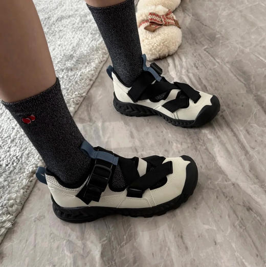 25年新款KEEN 玛丽珍户外凉鞋032813 商品图0
