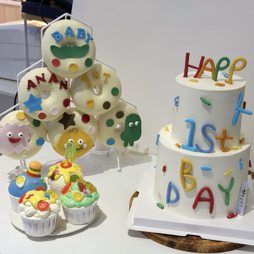 周岁甜品台（提前2天预定）6加高+4加高水果夹心；6个甜甜圈；4个纸杯 商品图1