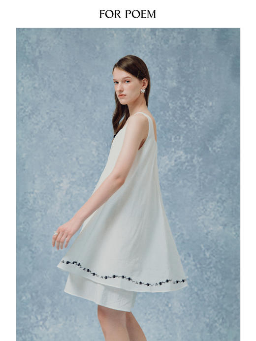 ForPoem 现货 25/SS原创设计假两件方领可拆卸花朵胸针刺绣连衣裙 商品图4