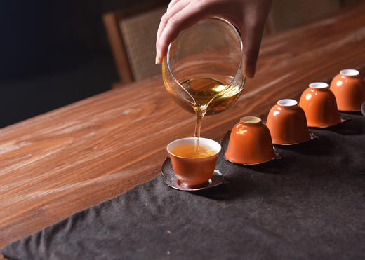 彩农茶｜易武古曼撒核心区2025明前头春晒红茶 商品图6