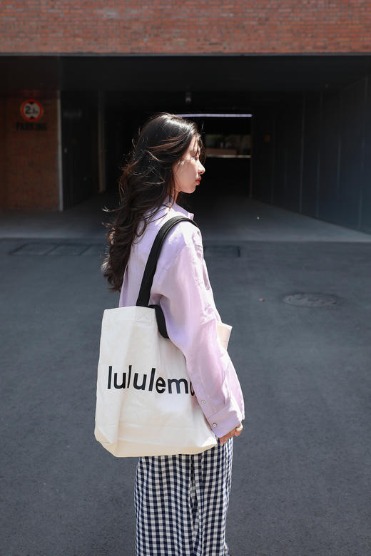 L家的手提单肩帆布包手袋！不退换~ 商品图3