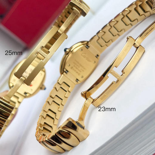 卡地亚浴缸Baignoire1920手镯系列，进口瑞士石英机芯，316L精钢表壳表扣，剑型黄金色指针，标志性金色logo印记，弧形水晶镜面，极简黑色表盘，展现复古单色美学❕❕❕ 商品图7