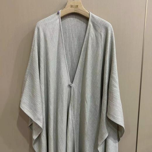 【线上专属】披肩(24810055-朗月-设计师) 商品图1