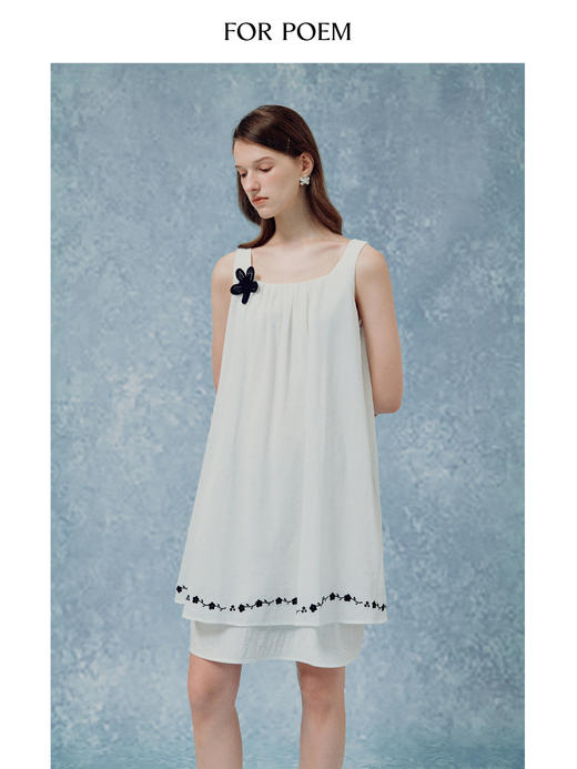 ForPoem 现货 25/SS原创设计假两件方领可拆卸花朵胸针刺绣连衣裙 商品图1