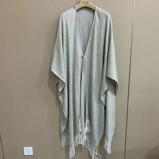 【线上专属】披肩(24810055-朗月-设计师) 商品图0
