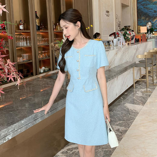 奢姿大码女装2025夏季时尚减龄圆领连衣裙胖妹妹气质纽扣织带裙子9952869695 商品图3