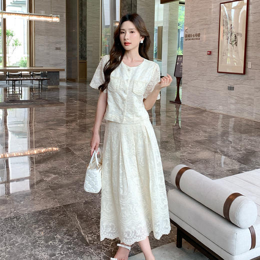 【清仓超15天不保价】奢姿大码女装2025夏季减龄提花时尚两件套胖妹妹通勤百褶设计套装9952969331【1】 商品图4