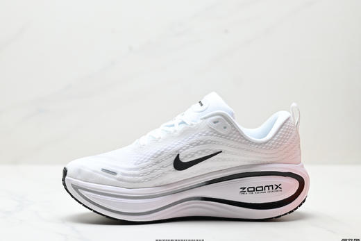 耐克NIKE VOMERO 18 PLUS舒适减震防滑低帮跑步鞋HM6805-101男女鞋 商品图1