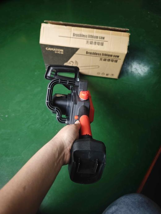 【货号04457】包邮42V卡玛顿M7无刷电链锯16寸锂电电链锯链条锯牧田款裸机头 商品图7
