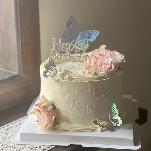 【蝴蝶多头鲜花】鲜花蛋糕 商品图0