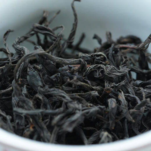 【单株野生红茶】凤庆滇红 大摆田茶叶厂的精品红茶 货少 新货 200克/包 商品图1