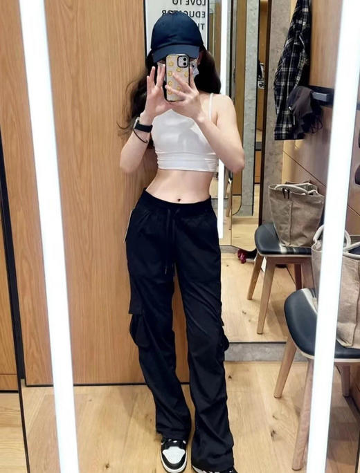 立体版型！显瘦显高!!!【lu家DanceStudio直筒休闲口袋工装神裤】万众瞩目的工装裤来啦～褶皱面料，轻薄透气，夏天穿也不闷，上身很轻！重点显腿长显瘦!!! 商品图12