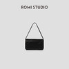 ROMI STUDIO“质感至上”混种羊皮革翻盖磁扣软皮单肩包 RWBLP31541 商品缩略图0