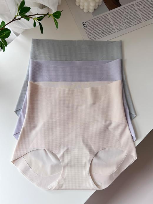 点此购买 爱Ｍ女士华夫格反重力塑形款内裤 艾 317207 商品图0