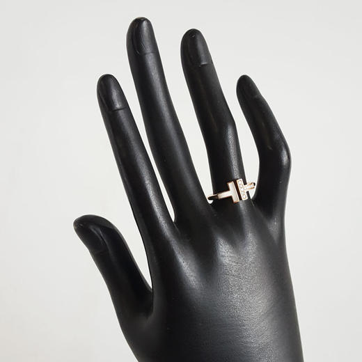 【95新】Tiffany & Co.蒂芙尼Tiffany T 系列18K玫瑰金镶钻+白贝母双T开口戒指53号女士现售价：7700！240425NJS02 商品图6