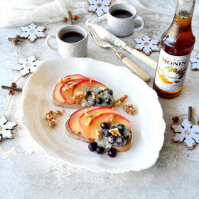 莫林（MONIN）马来西亚进口 焦糖风味糖浆 玻璃瓶装250ml  咖啡调酒伴侣 /粮油调味 /烘焙原料 /饮品原料