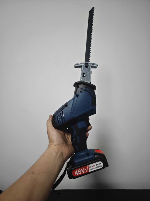 【货号00050】包邮奇磨全友插脚21V锂电马刀锯锂电往复锯电链锯5串电池一电一充送4根锯条 商品图4