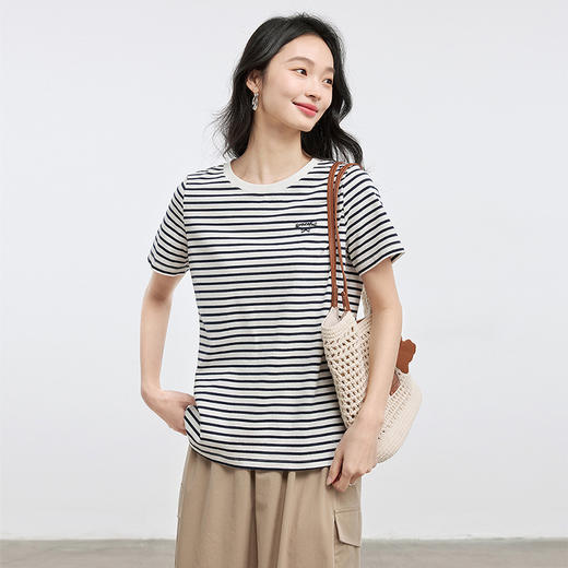 【专属特价】熙世界航海系条纹T恤女短袖2025年新款夏季时尚刺绣正肩体恤上衣 商品图2