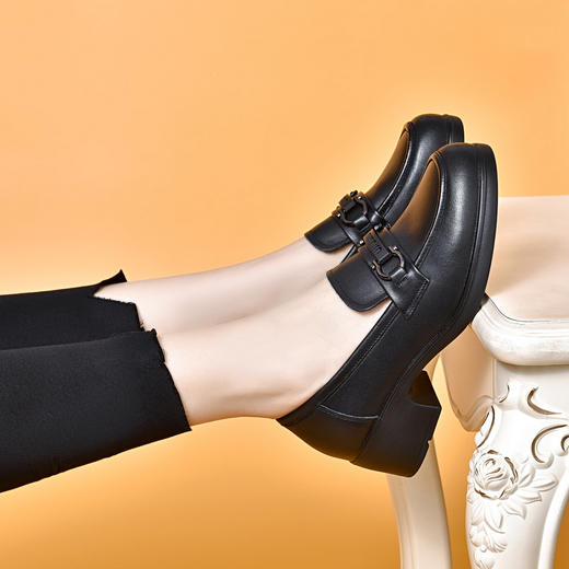 d2322758310圆头一脚蹬乐福鞋女2025春头层牛皮金属扣粗跟单鞋小皮鞋 商品图2