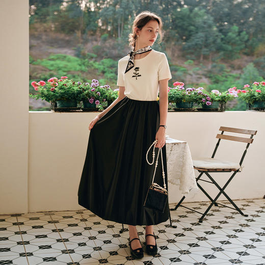 OLrain欧芮儿丝巾白色法式T恤女夏季2025年新款立体重工绣花上衣 商品图2