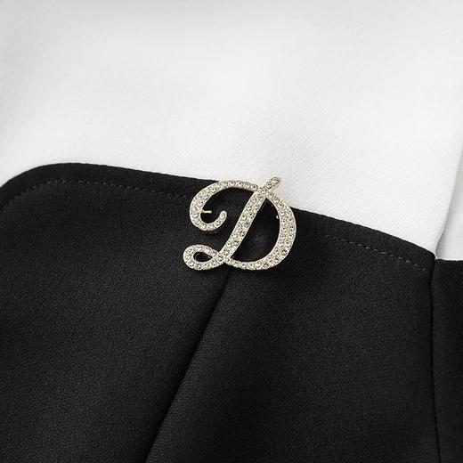 「高货wl」全新升级【铂金会员321/天猫429/差价108】(13118)洛诗琳时尚设计感拼接撞色连衣裙2025露肩气质收腰裙子女 商品图3