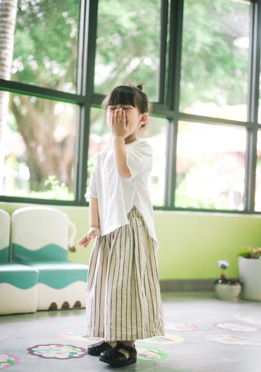 🌺夏天孩子爱出汗，【小野日记Yono's Diary夏季女宝宝日韩风格纯棉套装（XY-T-061）】👶🏻棉质面料强大的透气吸汗功能 🥰能时刻保持宝贝肌肤干爽，🔥远离闷热和黏腻。 商品图3