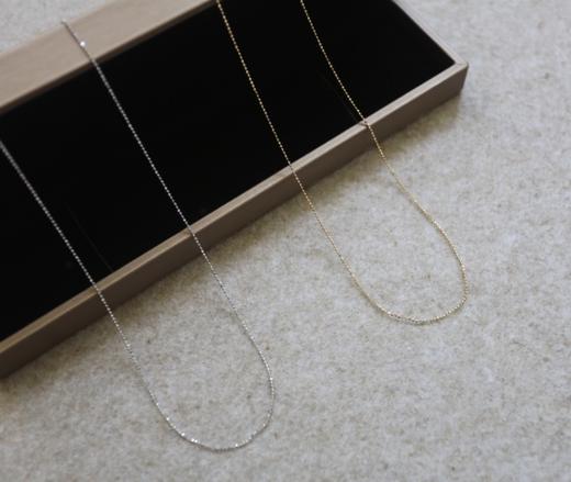 给败家老娘们的 哈！日本进口 18K 超细的 针式尾链 珠珠 锁骨链 2色入 商品图0
