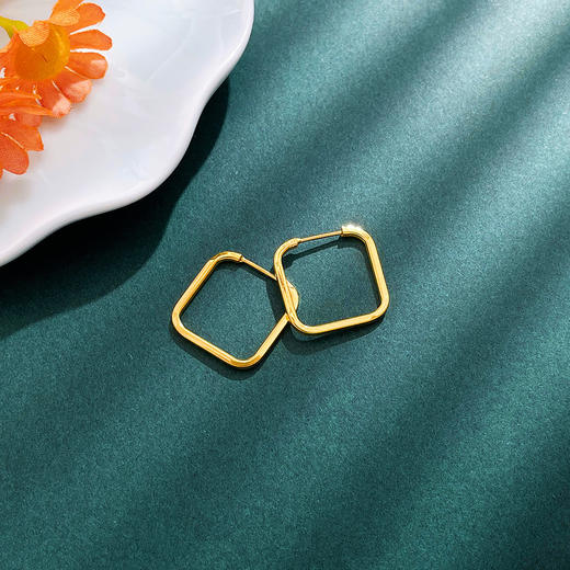 【限时克减150元】足金999 #超轻 （足金999字印）5G黄金极简几何极简系列方环耳饰卡扣耳圈(AV5GES00006)（预售产品下单后不退款不退货不换货不补差价） 商品图1