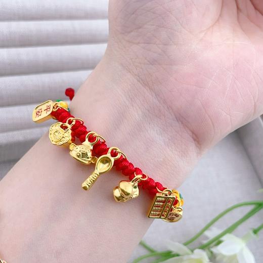 【限时7.5折】【定价黄金】足金 #儿童/宝宝 #低温珐琅 #招财纳福 无氰5D空心官帽锦衣金勺平安纳福吉言吉语编织绳调节手串成品手串(AJ5DSC00057)预售产品下单后不退款不退货不换货不补差价 商品图3