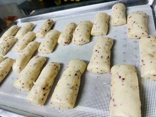 周五取货：【鲜奶山药棒】一盒8条，蓬松宣软好咀嚼，营养又好吃！ 商品图8