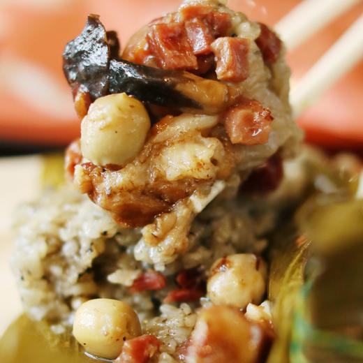 上汤大师粽 黑松露云腿蛋黄/鲍鱼东坡肉 135g/2个/袋 商品图1