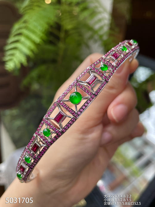 5031705、蛋面手镯。具体价格微信咨询 商品图3