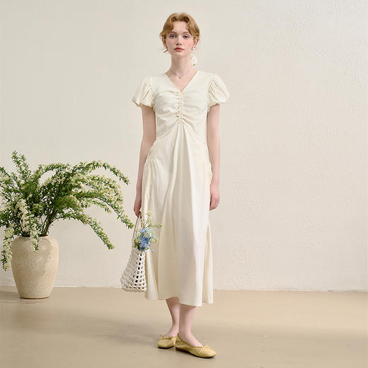 法式浪漫飞飞袖连衣裙女夏季V领抽褶收腰长裙配发圈H0050864 商品图1