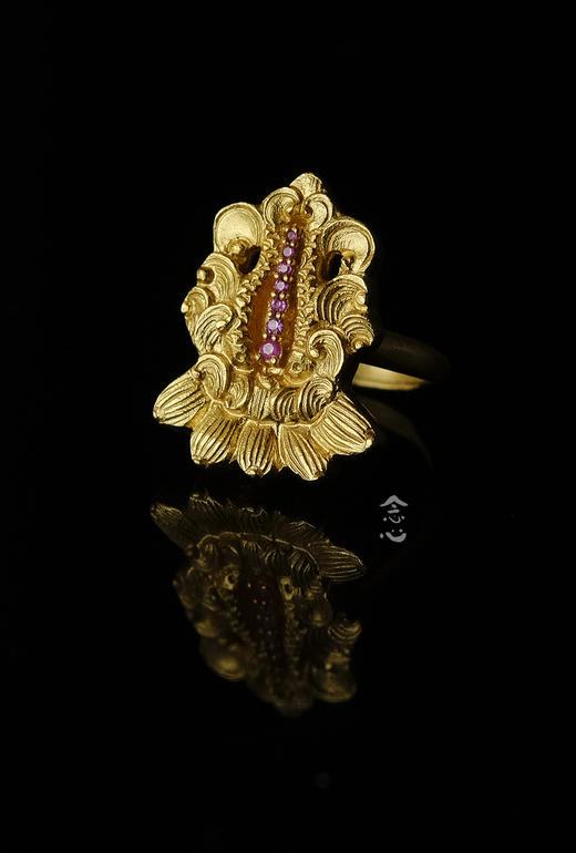 錾刻银鎏金金鱼红宝戒指 商品图1