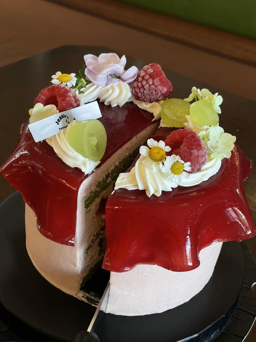 母亲节少女的裙摆果冻芭乐蛋糕 商品图0