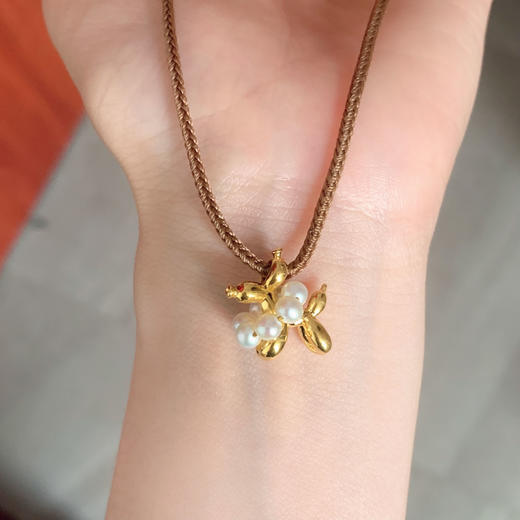 【限时7.5折】【定价黄金】足金 无氰5D空心挂绳吊坠天然淡水珍珠气球狗吊坠(AA5DDZ00012)（预售产品下单后不退款不退货不换货不补差价 商品图3