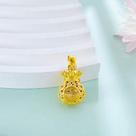 【限时7.5折】【定价黄金】足金 #福袋 #招财纳福 无氰5D硬金空心圆满福字铜钱图案福袋福禄钱袋子吊坠(V5DDZ00016)（预售产品下单后不退款不退货不换货不补差价）