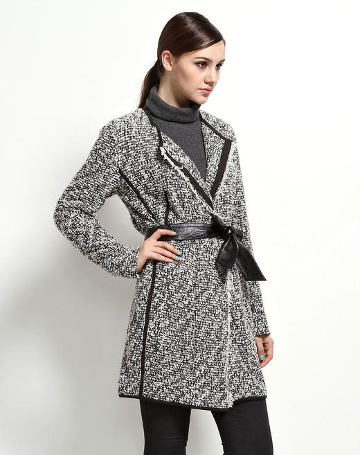 4893915778821 Joan&David 黑白色怀旧拼接个性长袖长款大衣 商品图1