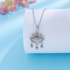 【限时8.8折】【线上铂金馆】PT950 #祈福 #小红书 【精品】铂金镂空花丝福字铃铛如意锁包吊坠（不含链）(BFPTDZ00025-2)(预售4-7天发货，一经下单不支持退款)