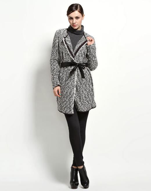 4893915778821 Joan&David 黑白色怀旧拼接个性长袖长款大衣 商品图0