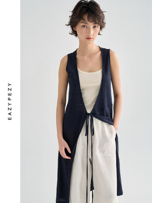 亚麻长款裹身无袖开衫马甲 商品图1