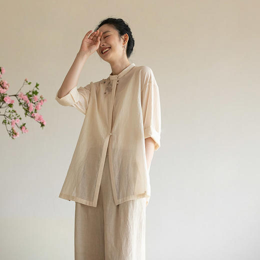 牧衣游原创 丝棉手工刺绣短外套夏季新品轻薄舒爽百搭开衫 和月香 商品图0