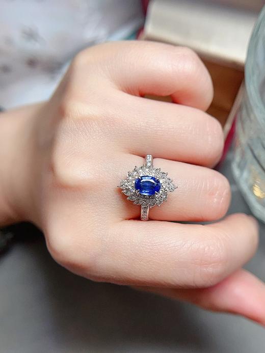 0.8ct刻面蓝宝石戒指 商品图3