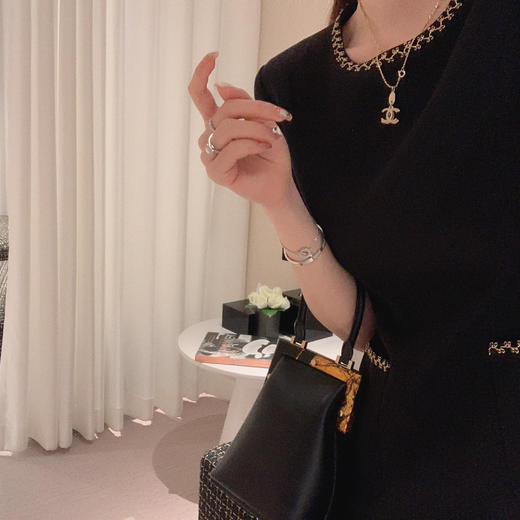 金蘑菇菇【coco crush黑金醋酸小香】编织名媛时尚显瘦套装 商品图3