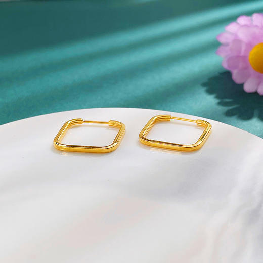 【限时克减150元】足金999 #超轻 （足金999字印）5G黄金极简几何极简系列方环耳饰卡扣耳圈(AV5GES00006)（预售产品下单后不退款不退货不换货不补差价） 商品图0