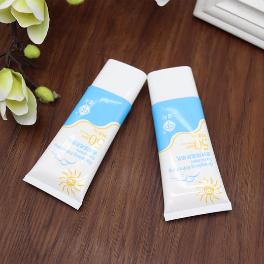 宫灯隔离防晒乳SPF50+/PA+++ 商品图4