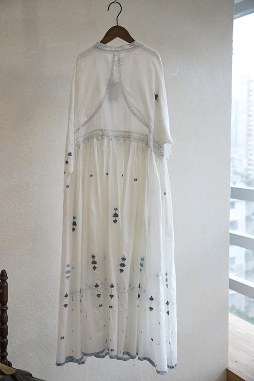 MAKU textiles｜丝棉​​叠盖襟片刺绣连衣裙 商品图12