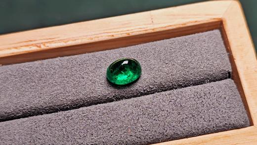 2.38ct蛋面祖母绿裸石 商品图1